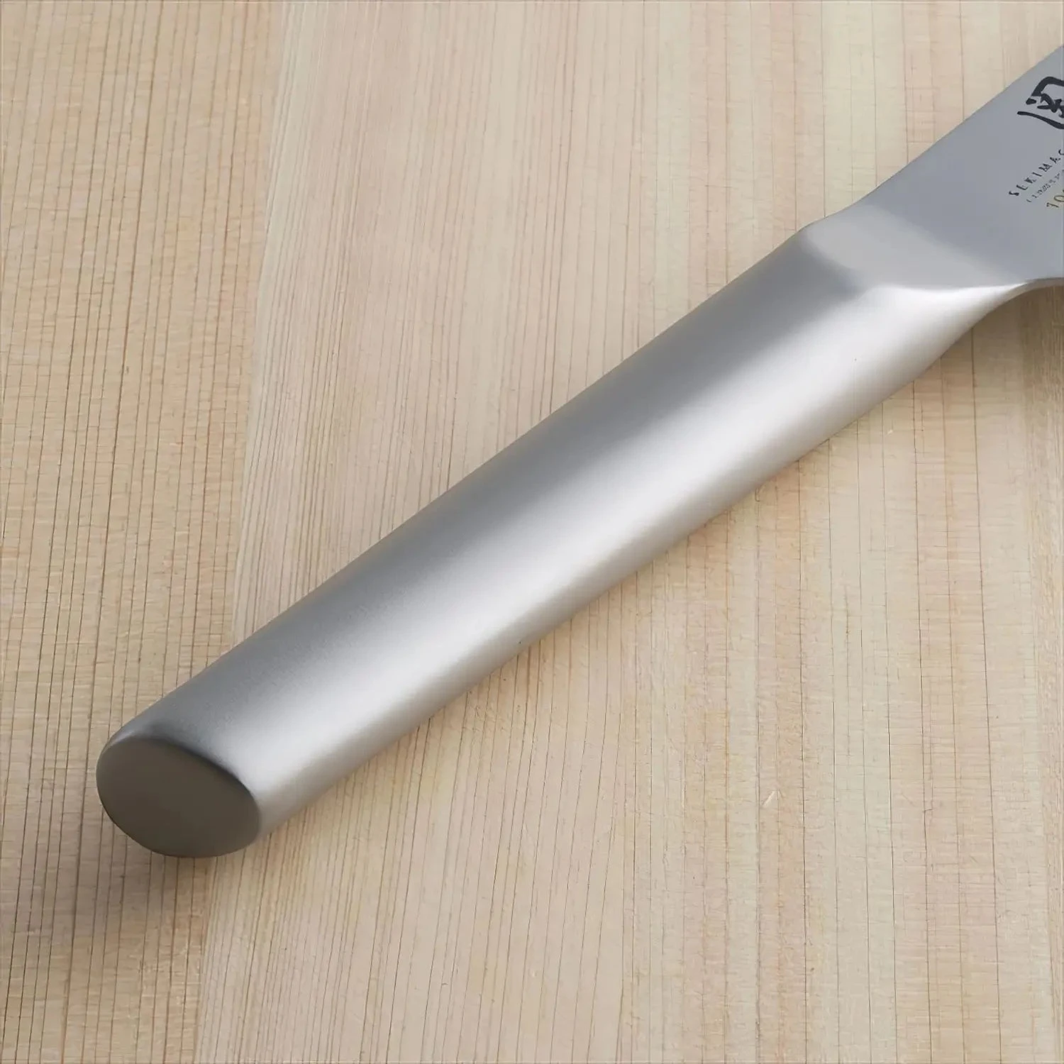 Kai Seki Magoroku 10000ST Stainless Steel Santoku Knife 6 Kai Seki Magoroku 10000ST Stainless Steel Santoku Knife - Image 4