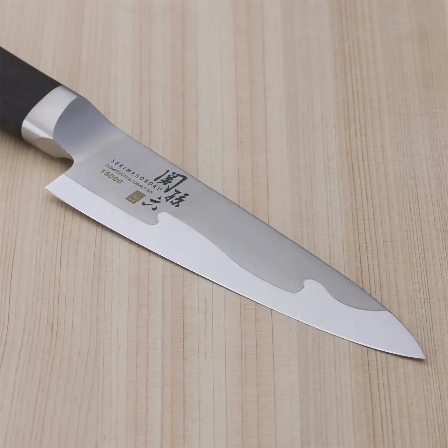 Kai Seki Magoroku 15000ST Stainless Steel Petty Knife 5 Kai Seki Magoroku 15000ST Stainless Steel Petty Knife - Image 3