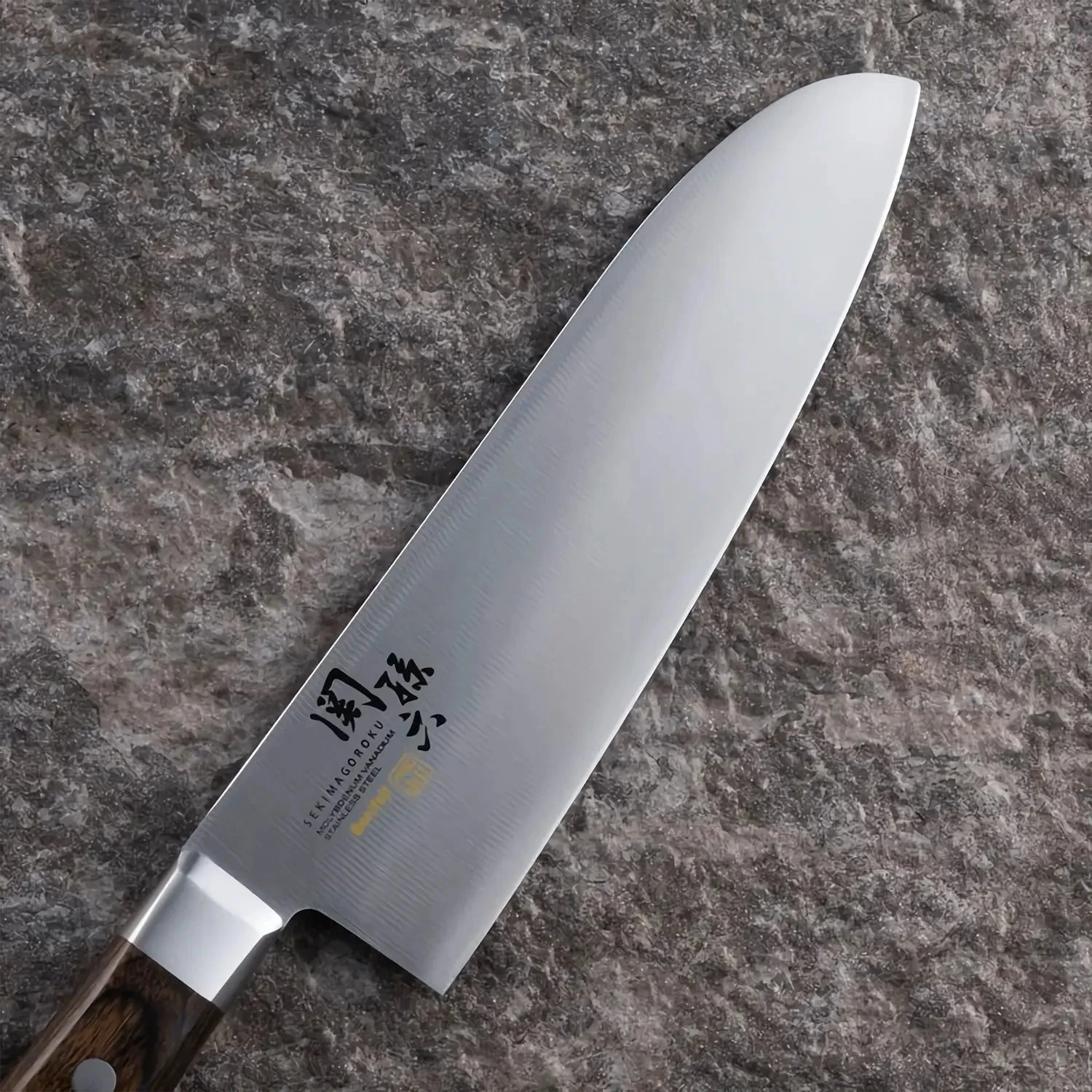 Kai Seki Magoroku Benifuji Molybdenum Vanadium Stainless Steel Santoku Knife 5 Kai Seki Magoroku Benifuji Molybdenum Vanadium Stainless Steel Santoku Knife - Image 3