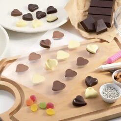 TIGERCROWN PET Resin Curvy Heart Chocolate Mold -Kitchen Tools TigercrownPETResinCurvyHeartChocolateMold 6